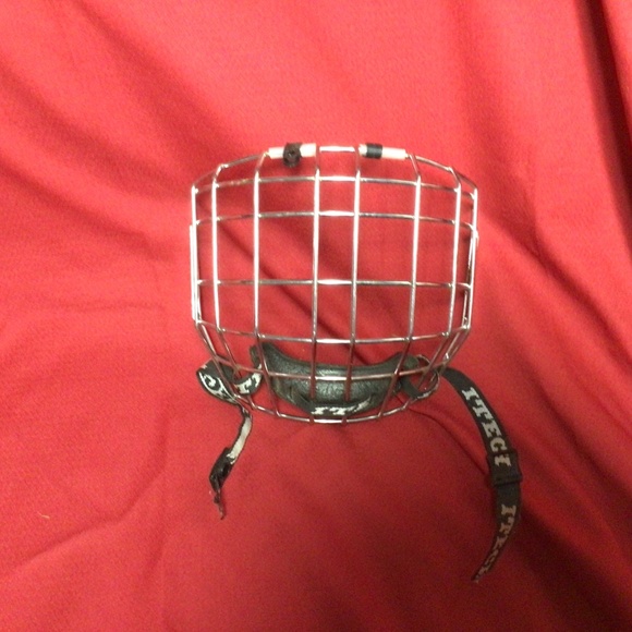 2 ITECH metal face masks - Picture 4 of 5